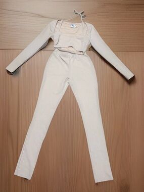 Princess Polly Cream Ribbed High-Waist Leggings & Crop Top Set Size 2